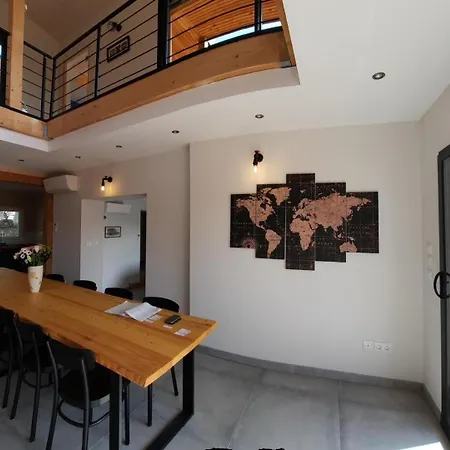 בית נופש Le Repere, Quartier Calme, Climatisee Avec Piscine סנט-אגף